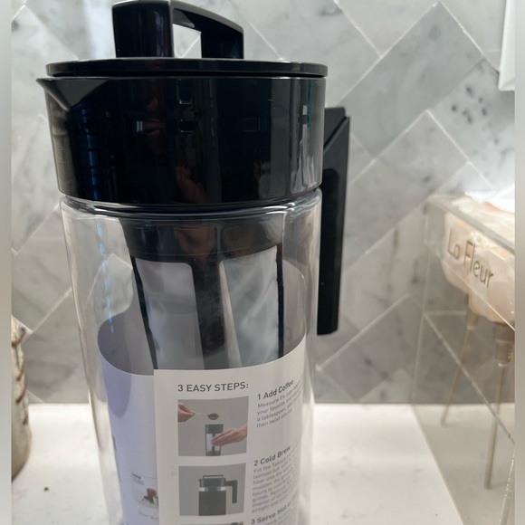 NWT-Takeya cold brew maker - Picture 2 of 4